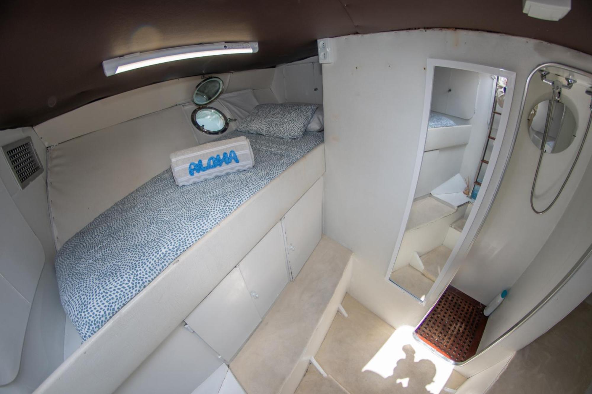 Habitacion Marineria Boat Aloha Barcelona Eksteriør bilde